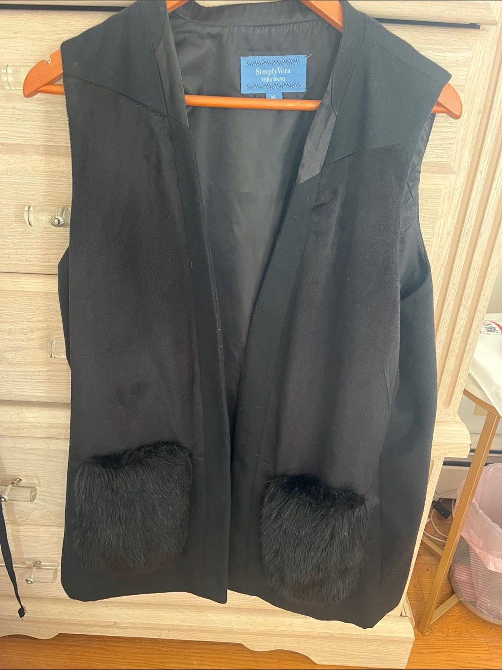 Simply Vera Vera Wang Black vest with fur Pocket detail